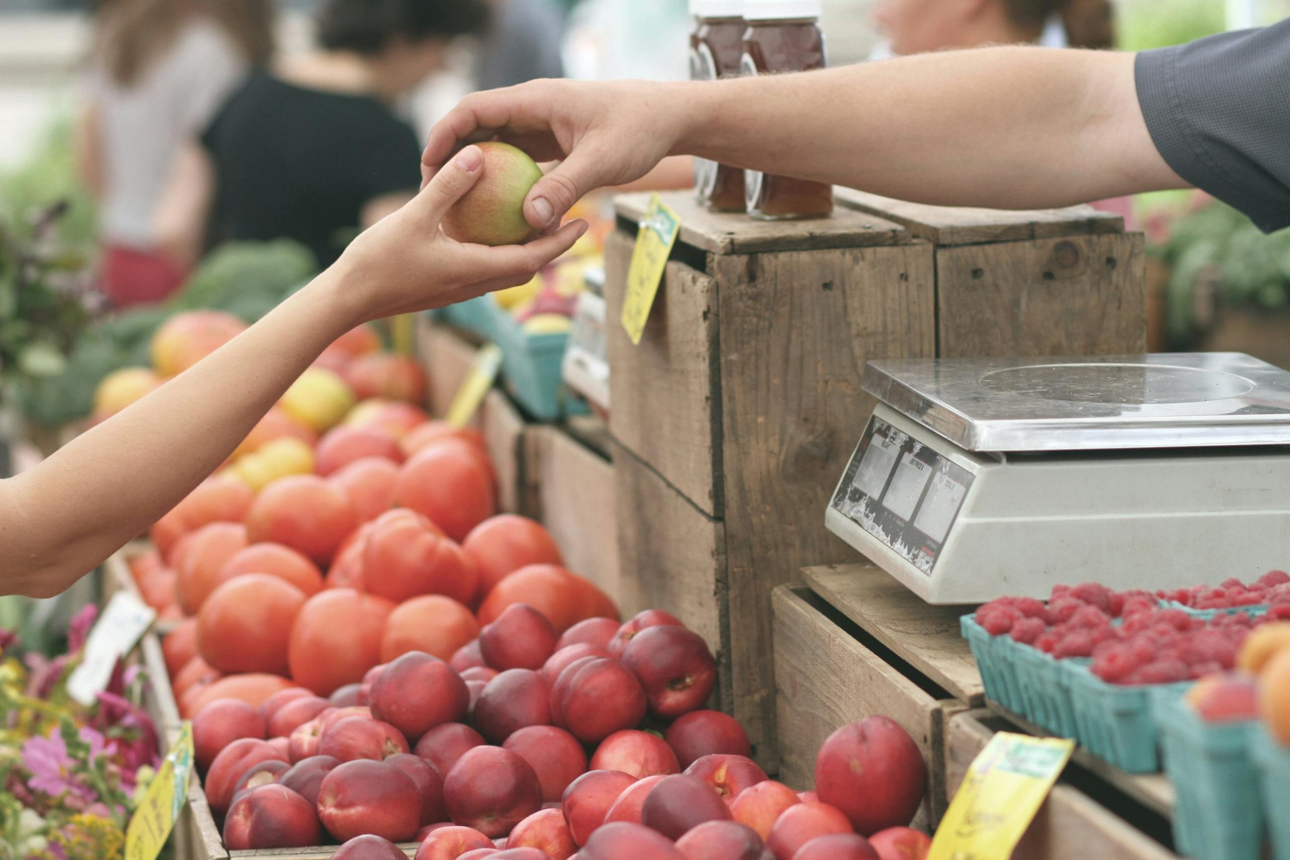 farmers market image